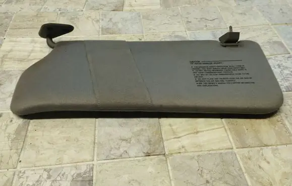 Hyundai Trajet Sun visor