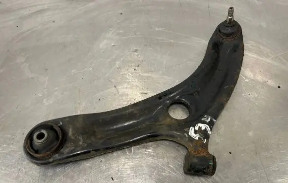 Hyundai i20 (PB PBT) Front control arm