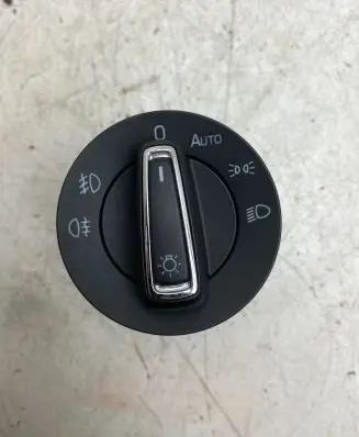 Skoda Superb B8 (3V) Light switch 3V0941431