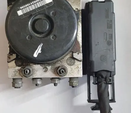 Volkswagen Golf VI ABS Pump 1K0614517BD 1K0907379AD