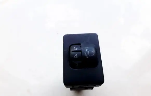 Toyota Prius (XW20) Headlight level height control switch 134159