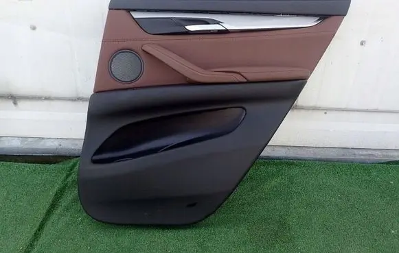 BMW X6 F16 Rear door card panel trim