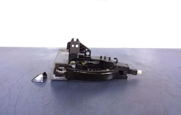 Audi A8 S8 D4 4H Front door exterior handle 4H1837885