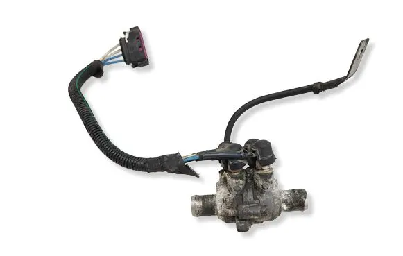Nissan Qashqai Electric engine pre-heating system (optional) 