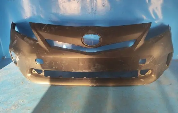 Toyota Prius+ (ZVW40) Front bumper 5211947929