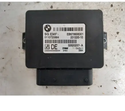 BMW 5 F10 F11 Hand brake control module 6799083 32620257A 0110720884