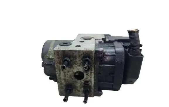Volkswagen PASSAT B5 ABS Pump 0273004281 0265216559