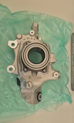 Mercedes-Benz EQC Rear wheel hub spindle/knuckle A2133572600