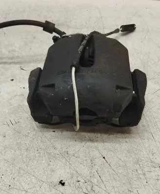 BMW 5 E39 Front brake caliper 6022296