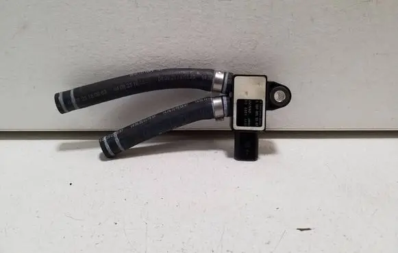 Mercedes-Benz GLB X247 Exhaust gas pressure sensor A0009055307 SD00015430 A6541411100