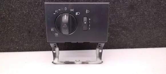 Mercedes-Benz Vito Viano W639 Light switch A6399050000