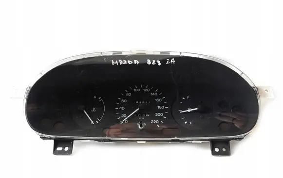 Mazda 323 F Speedometer (instrument cluster) BC5NC