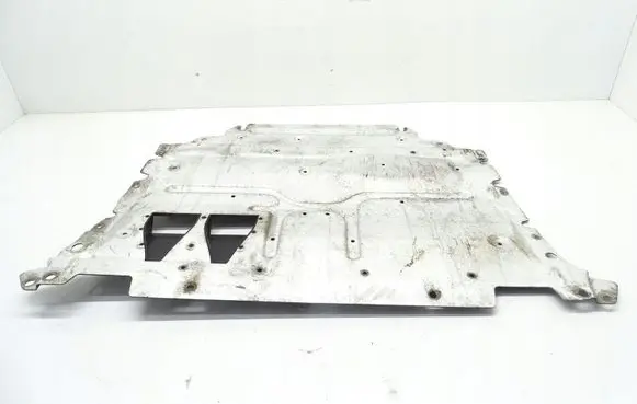 Audi A3 S3 8P Engine splash shield/under tray 8P7825238B