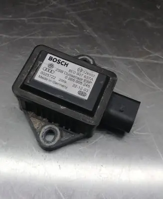 Audi A4 S4 B6 8E 8H ESP acceleration yaw rate sensor 8E0907637A 0265005245