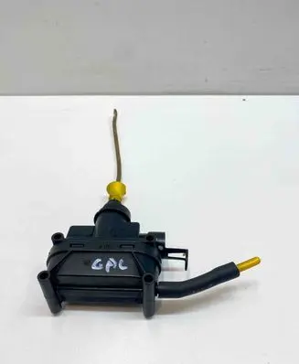 Mercedes-Benz SLC C107 Engine mount vacuum valve 