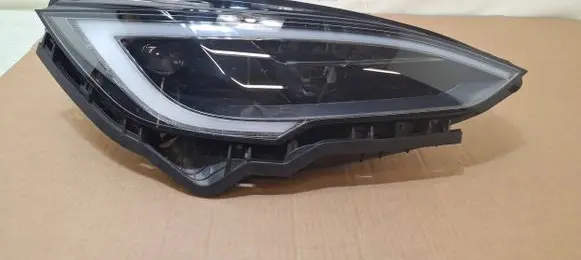 Tesla Model S Headlight/headlamp 1563714-95-C