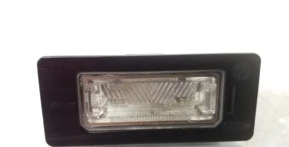 Volkswagen PASSAT B6 Number plate light 8T0943021