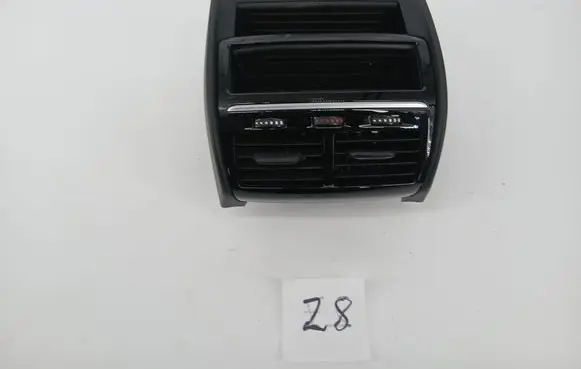 BMW 5 G30 G31 G38 Rear air vent grill 9357865