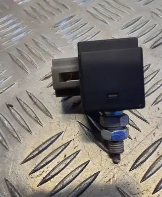 Hyundai Santa Fe Brake pedal sensor switch