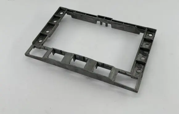 Volkswagen Touareg I Radio/GPS head unit trim 7L6857318