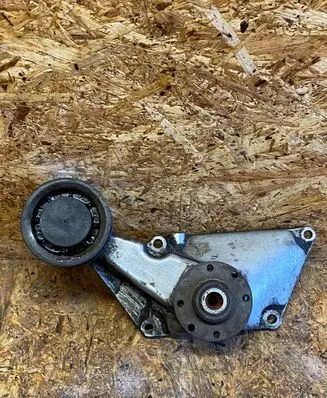 Mercedes-Benz E W124 other engine part 1032050805