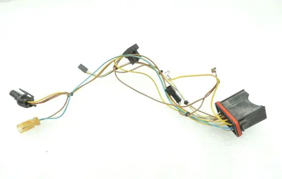 Volvo S40 Headlight/headlamp wiring loom/harness 30698886 30698885
