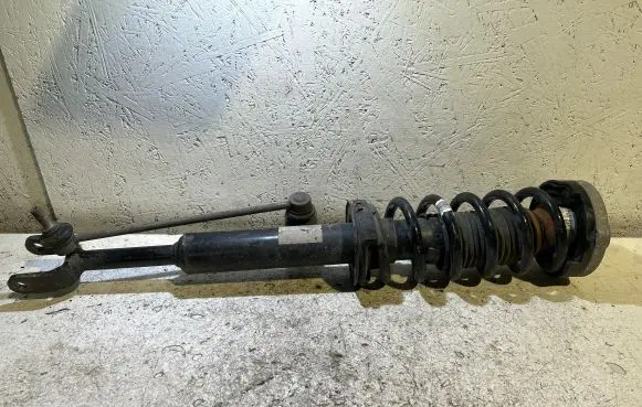 BMW 6 F12 F13 Front shock absorber/damper
