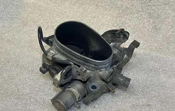 Audi 80 90 S2 B4 Throttle valve B6274 034AR
