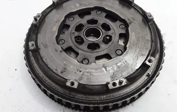 Renault Megane III Dual mass flywheel 123100001R