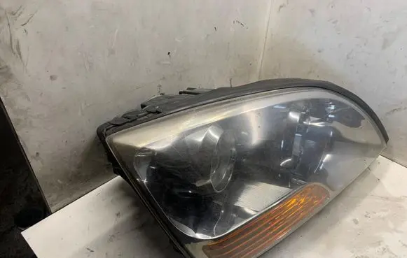 KIA Sorento Headlight/headlamp