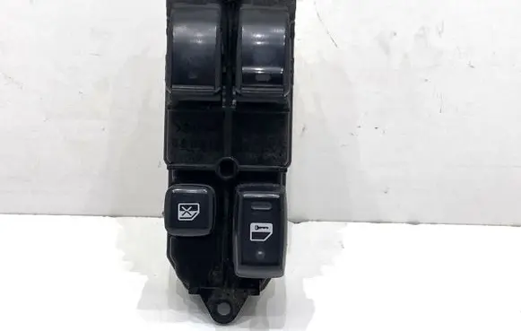 Toyota Corolla Verso E121 Electric window control switch 8404013060
