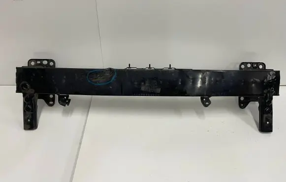 Hyundai i30 Front bumper support beam 
