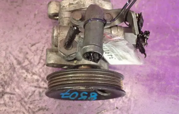 KIA Sorento Power steering pump
