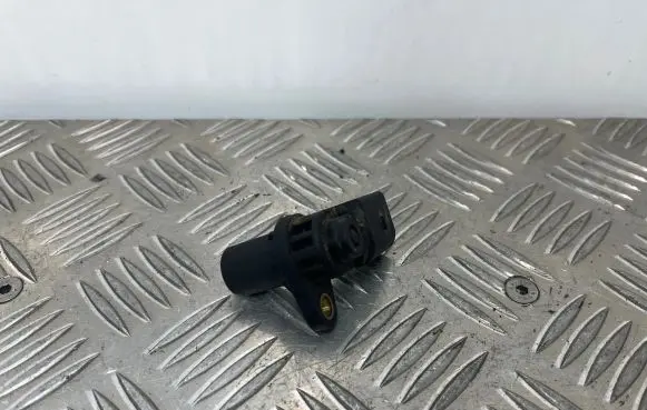 Audi A8 S8 D3 4E Crankshaft position sensor 06E906433