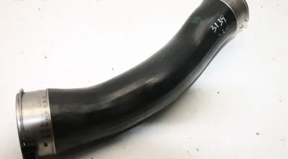 BMW 4 F32 F33 Intercooler hose/pipe 521108A