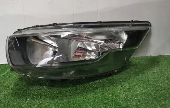 Iveco Daily 6th gen Headlight/headlamp 47910748
