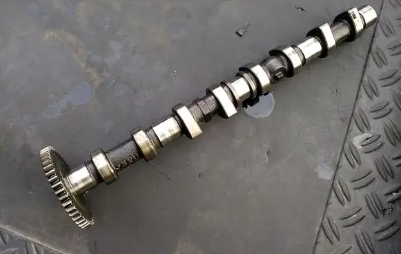 Mercedes-Benz E W211 Camshaft 