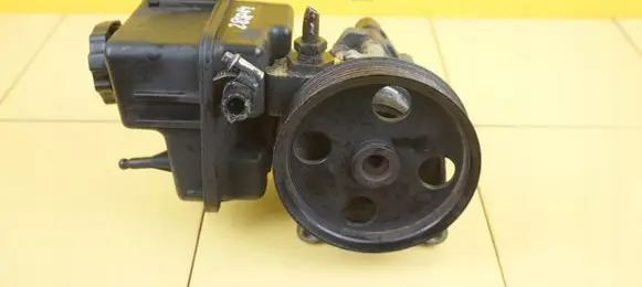Mercedes-Benz Sprinter W906 Fuel injection high pressure pump 28SP14