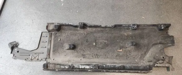 Audi Q3 8U Side bottom protection 8U0825208