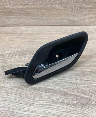 BMW 5 E39 Front door interior handle 8226049