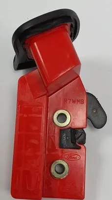 Mercedes-Benz S W220 Seat back rest lock catch 2M51-A61382-BA