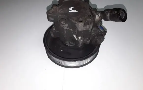 Audi A4 S4 B8 8K Power steering pump 8K0145156N