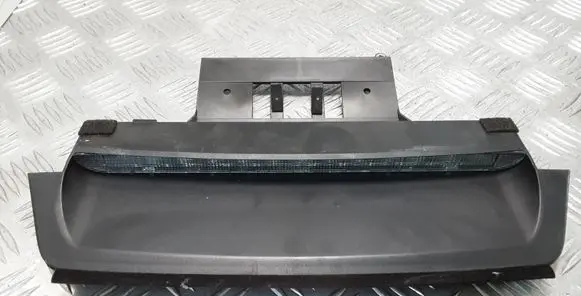 Volvo S60 Third/center stoplight 8641732