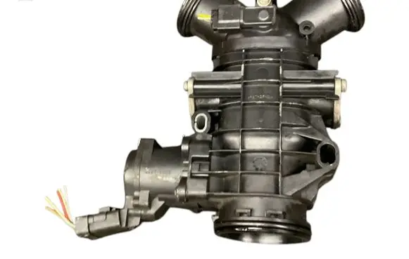 Land Rover Discovery 3 - LR3 Throttle valve 4S7Q9L444CH