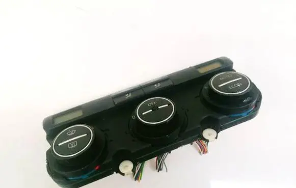 Volkswagen Touran I Climate control unit