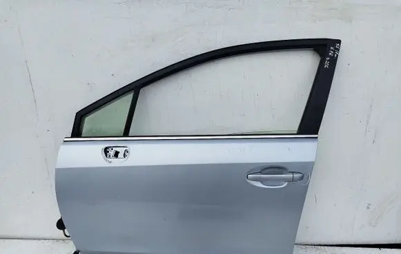 Subaru XV I Front door