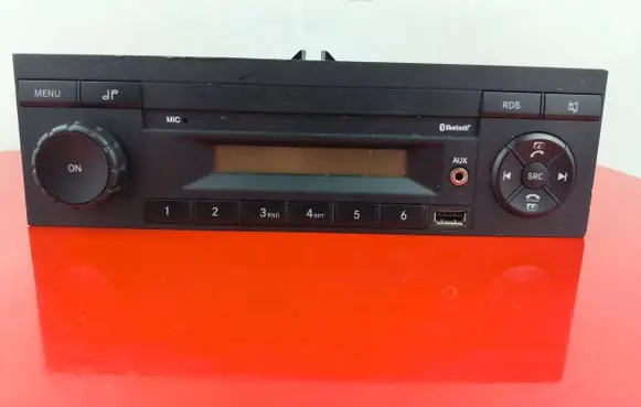 Mercedes-Benz Vaneo W414 Radio/CD/DVD/GPS head unit A0014461962