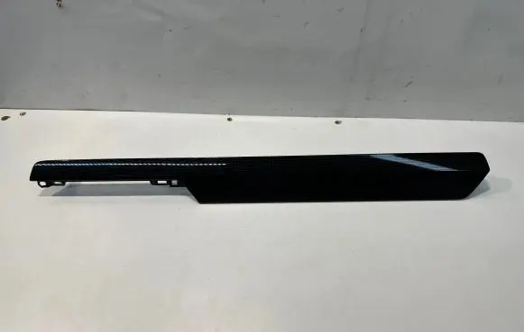 Volkswagen Tiguan Panel trim 5NB858418
