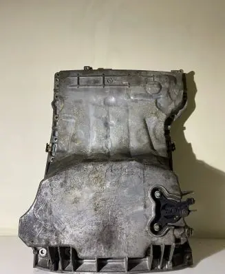 Mercedes-Benz C W204 Oil sump A2710141602