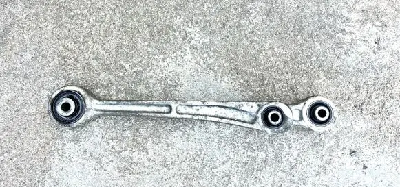 Mitsubishi Lancer Evolution Rear control arm MR554794 MR554793 MR455354